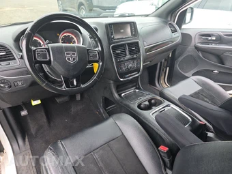 2018 Dodge Grand Caravan SXT 121.2" WB – miniatura 7