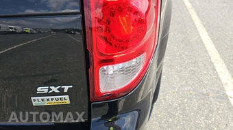 2018 Dodge Grand Caravan SXT 121.2" WB - miniatura 32