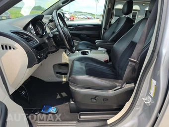 2018 Dodge Grand Caravan SXT 121.2" WB - miniatura 3