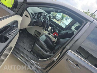 2018 Dodge Grand Caravan SXT 121.2" WB - miniatura 3