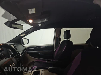2018 Dodge Grand Caravan SXT 121.2" WB - miniatura 19