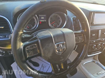 2018 Dodge Grand Caravan SXT 121.2" WB – miniatura 10