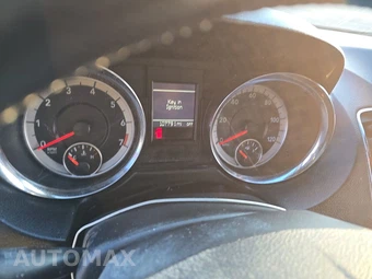 2018 Dodge Grand Caravan SXT 121.2" WB – miniatura 12