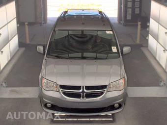 2018 Dodge Grand Caravan SXT 121.2" WB – miniatura 2