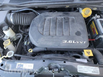 2018 Dodge Grand Caravan SXT 121.2" WB - miniatura 16