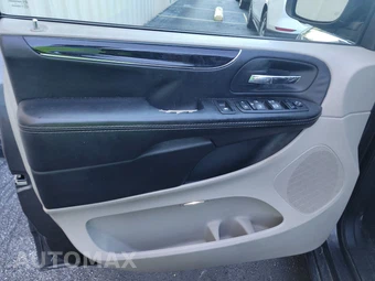 2018 Dodge Grand Caravan SXT 121.2" WB - miniatura 9