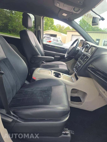 2018 Dodge Grand Caravan SXT 121.2" WB - miniatura 19