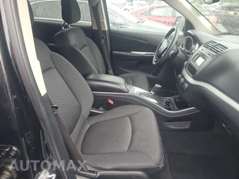2018 Dodge Journey SE - miniatura 8
