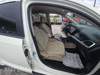 2018 Dodge Journey SE – miniatura 16