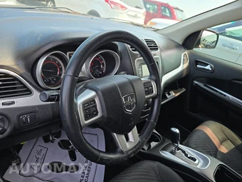 2018 Dodge Journey SXT – miniatura 10