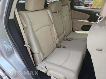 2018 Dodge Journey SXT - miniatura 17