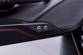 2018 Ferrari 488 Spider Convertible - miniatura 56
