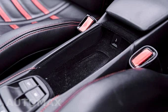 2018 Ferrari 488 Spider Convertible - miniatura 82