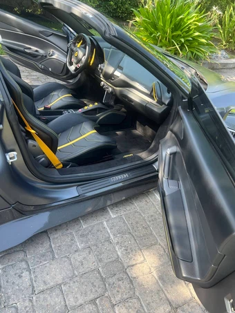 2018 Ferrari 488 Spider Convertible - miniatura 19