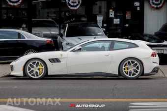 2018 Ferrari GTC4Lusso T - miniatura 3