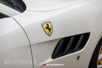 2018 Ferrari GTC4Lusso T - miniatura 8