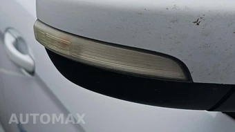 2018 Ford C-MAX Hybrid SE - miniatura 12