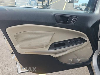 2018 Ford EcoSport S – miniatura 9