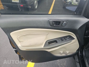 2018 Ford EcoSport S – miniatura 9