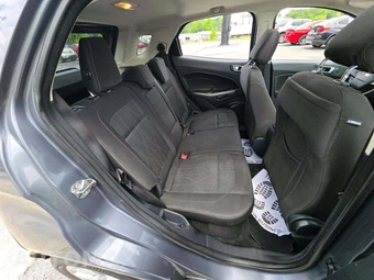 2018 Ford EcoSport SE – miniatura 16