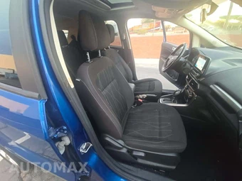 2018 Ford EcoSport SE - miniatura 15