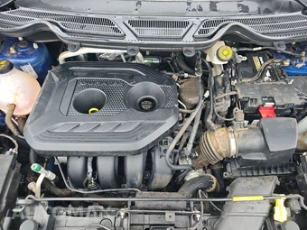 2018 Ford EcoSport SE – miniatura 15