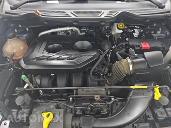 2018 Ford EcoSport SE – miniatura 15