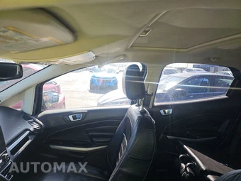 2018 Ford EcoSport Titanium – miniatura 17