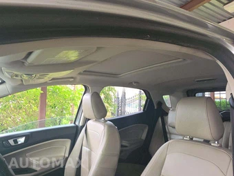 2018 Ford EcoSport Titanium – miniatura 11