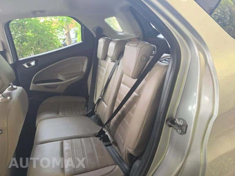 2018 Ford EcoSport Titanium – miniatura 13