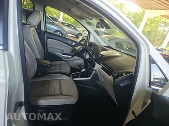 2018 Ford EcoSport Titanium – miniatura 8