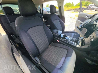 2018 Ford Edge SE – miniatura 15