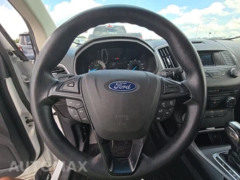 2018 Ford Edge SE - miniatura 10