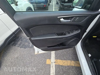 2018 Ford Edge SE - miniatura 9