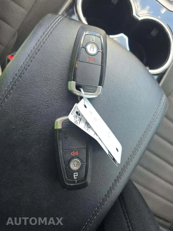 2018 Ford Edge SE – miniatura 8