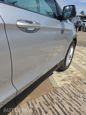 2018 Ford Edge SEL – miniatura 31