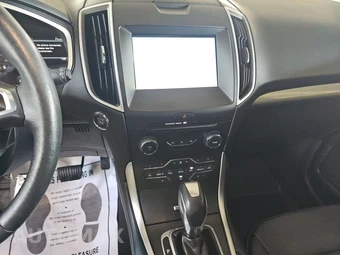 2018 Ford Edge SEL – miniatura 11