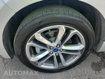 2018 Ford Edge Sport – miniatura 8