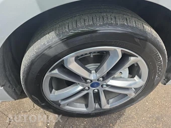 2018 Ford Edge Sport – miniatura 9