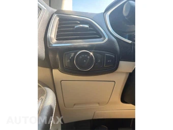2018 Ford Edge Titanium - miniatura 34
