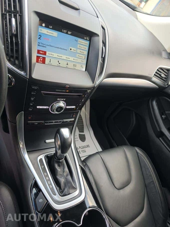 2018 Ford Edge Titanium - miniatura 10