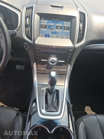 2018 Ford Edge Titanium – miniatura 11
