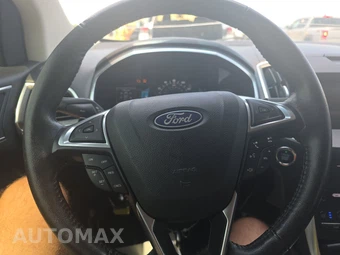 2018 Ford Edge Titanium – miniatura 10