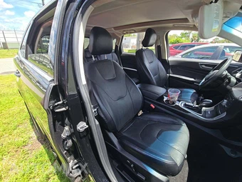 2018 Ford Edge Titanium - miniatura 18