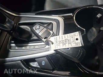 2018 Ford Edge Titanium – miniatura 8