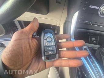 2018 Ford Edge Titanium – miniatura 5