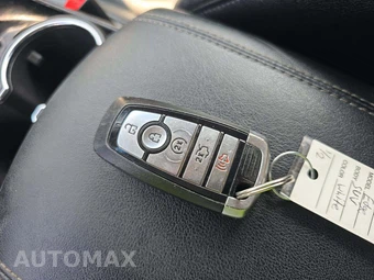 2018 Ford Edge Titanium – miniatura 8
