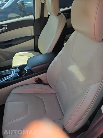 2018 Ford Edge Titanium - miniatura 7