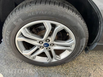 2018 Ford Edge Titanium - miniatura 18