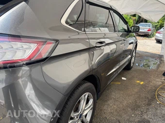2018 Ford Edge Titanium - miniatura 5